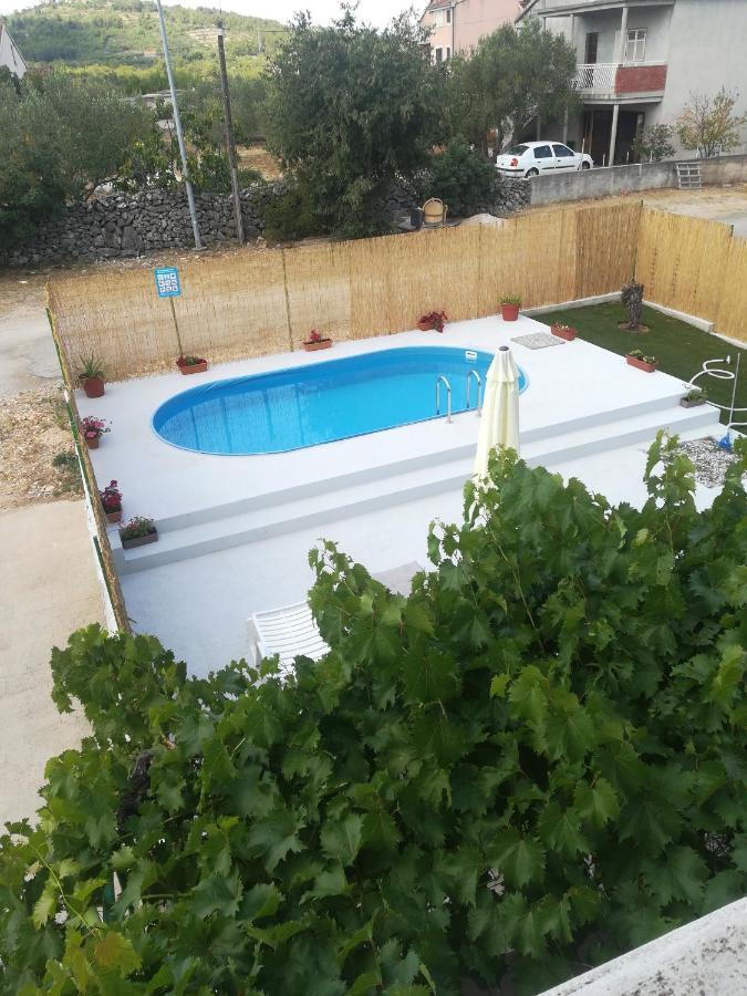 Apartmani Bruna Bilice Vrulje  Kültér fotó